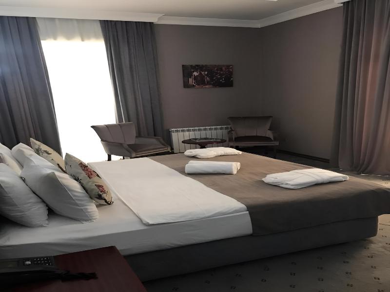 Capitol Hotel - Oda