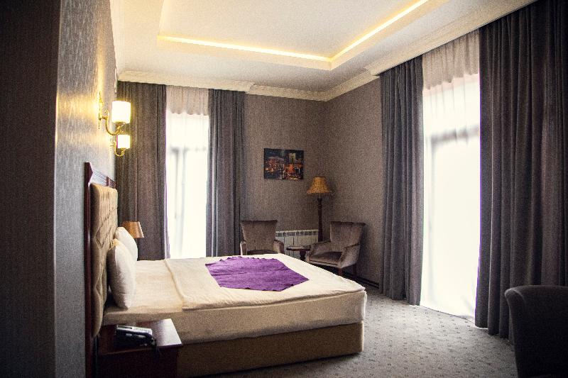 Capitol Hotel - Oda