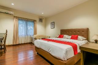 RedDoorz Plus near Dharmawangsa Square fotoÄŸrafÄ±