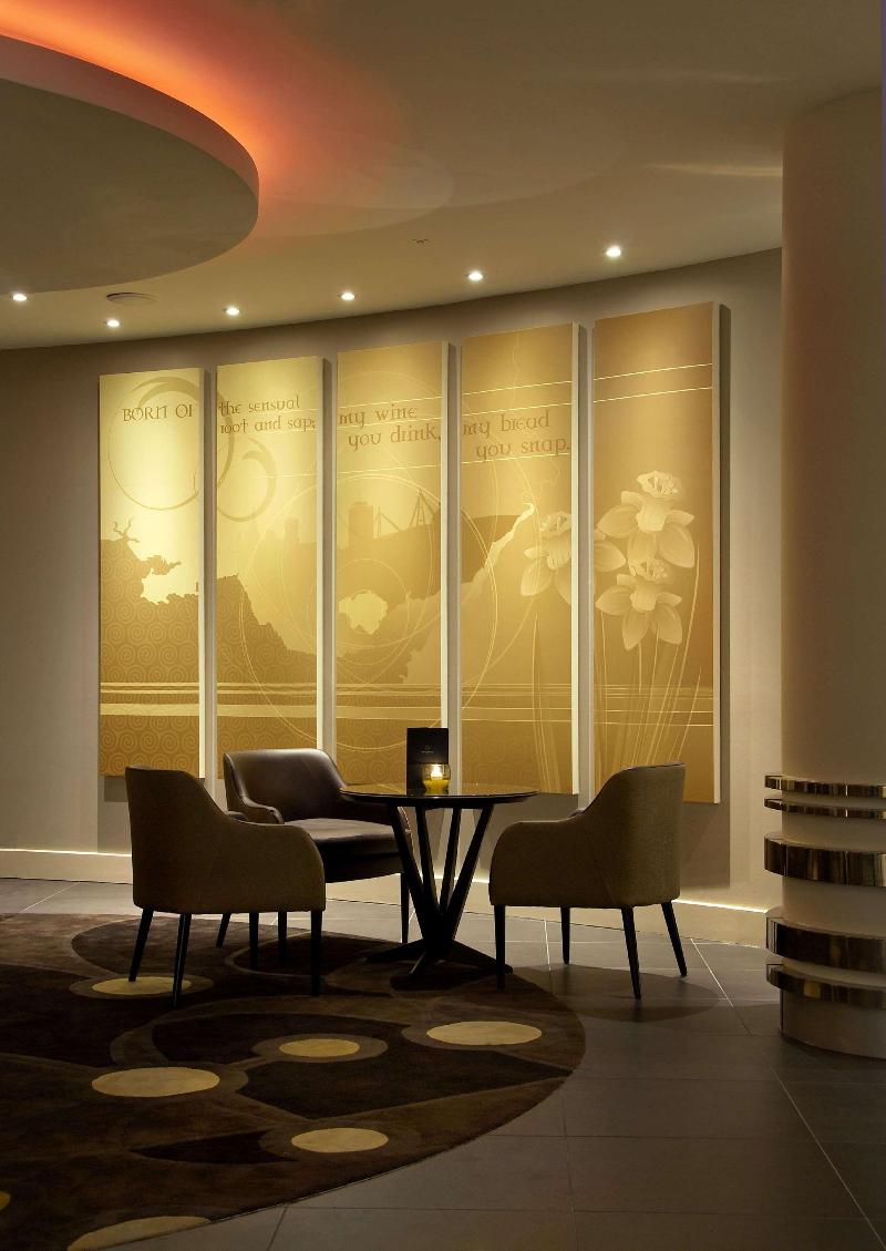 Hilton Cardiff - Bar