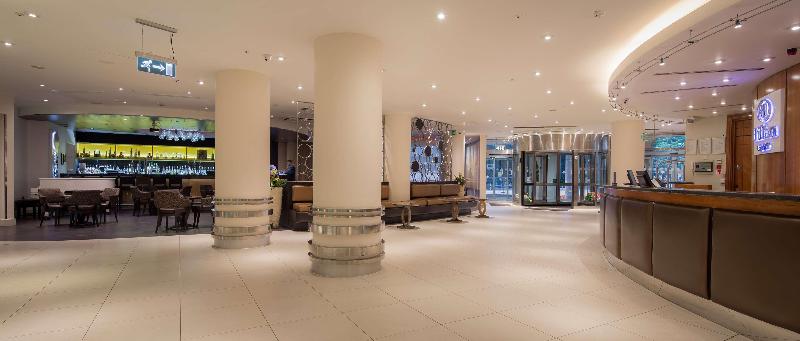 Hilton Cardiff - Lobi