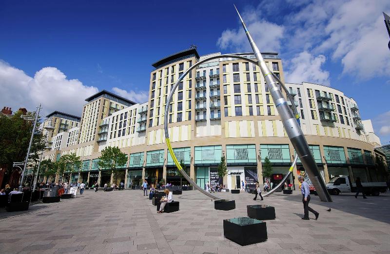 Hilton Cardiff - Genel