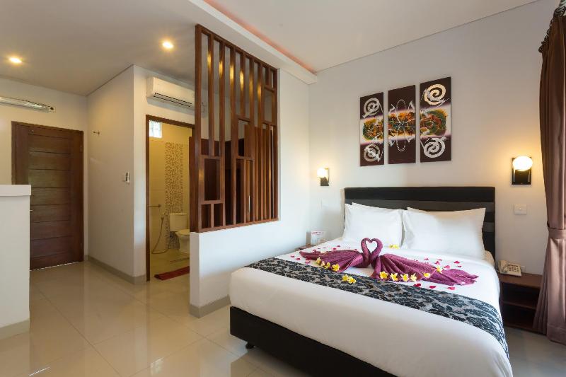 Kubu Bali Suite Seminyak - Oda