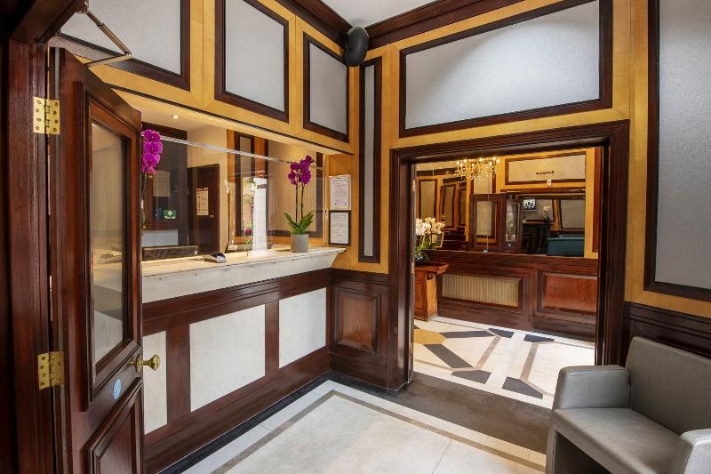 Gem Langham Court - Lobi