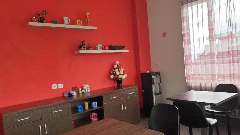 OYO 1006 Azzahra Guest House - Restoran