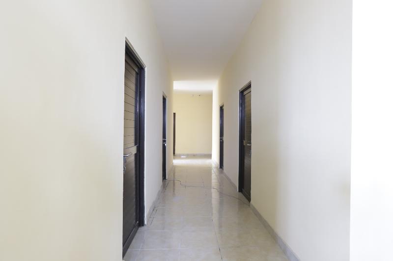 OYO 779 Mn One Residence Syariah - Lobi