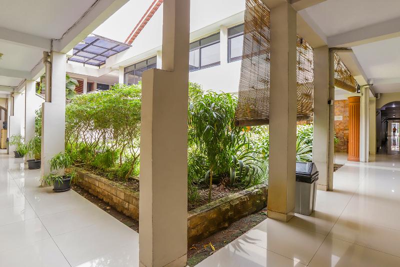 Hotel Senen Indah - Lobi