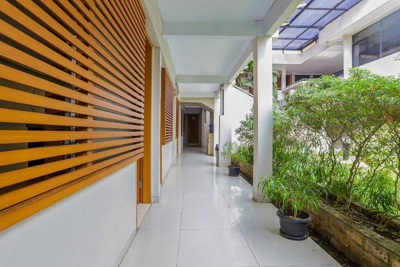 Hotel Senen Indah - Lobi