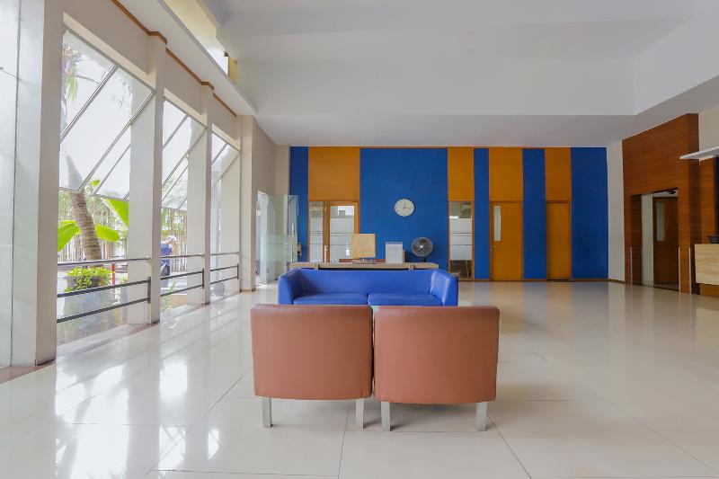 Hotel Senen Indah - Lobi
