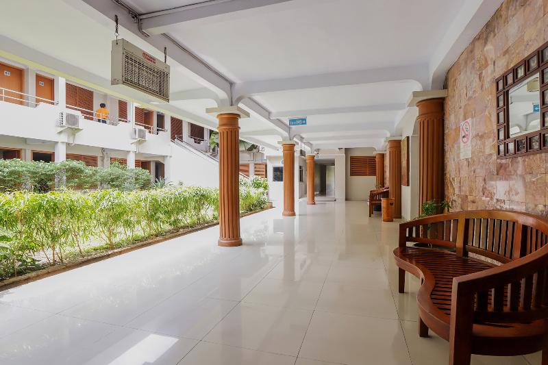 Hotel Senen Indah - Lobi