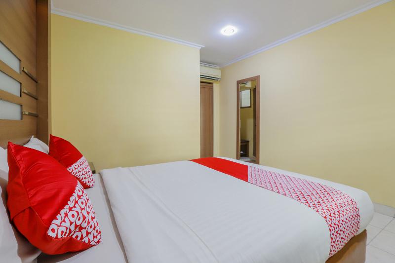Hotel Senen Indah - Oda