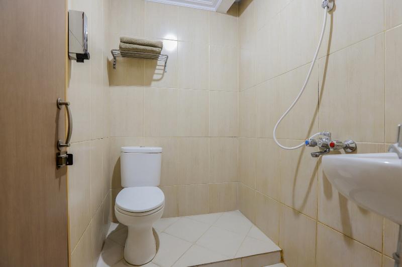 Hotel Senen Indah - Oda