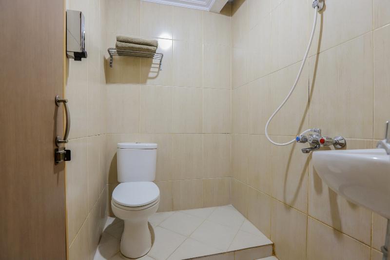 Hotel Senen Indah - Oda