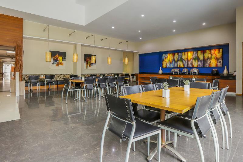 Hotel Senen Indah - Restoran