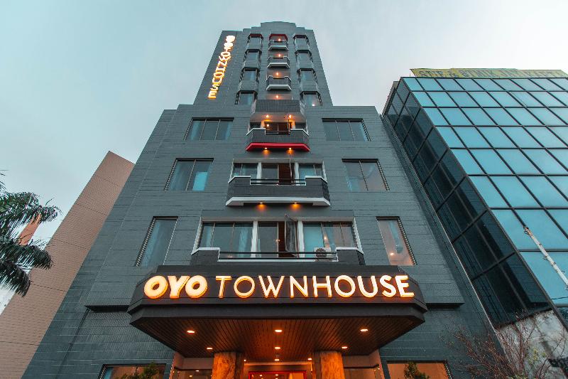 Super OYO Townhouse 1 Hotel Salemba - Genel