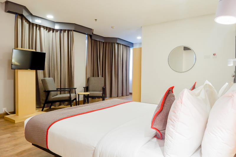 Super OYO Townhouse 1 Hotel Salemba - Oda
