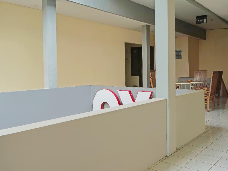 OYO 709 Menjangan Residence at Klayatan - Lobi