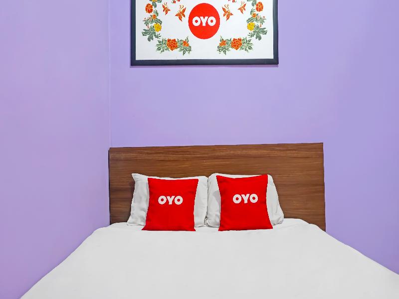 OYO 709 Menjangan Residence at Klayatan - Oda