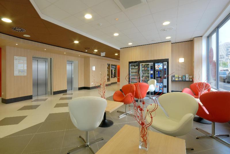 B&B Hotel Prague City - Lobi