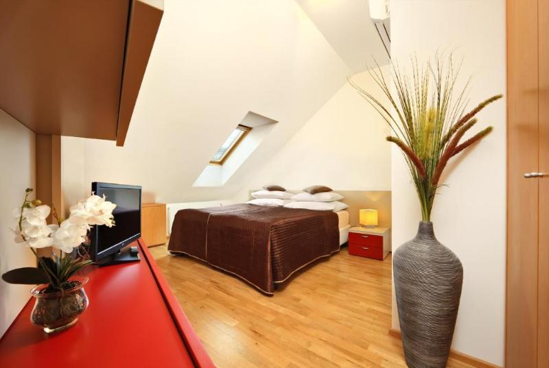 Salvator Superior Apartments - Oda