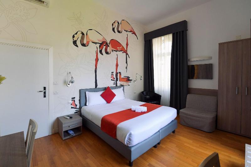 Suites Farnese Design Hotel - Oda