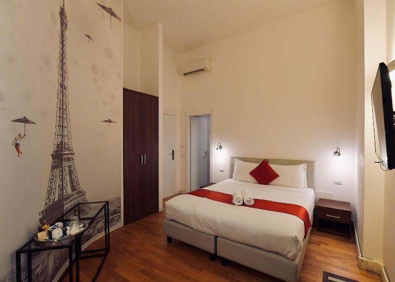 Suites Farnese Design Hotel - Oda