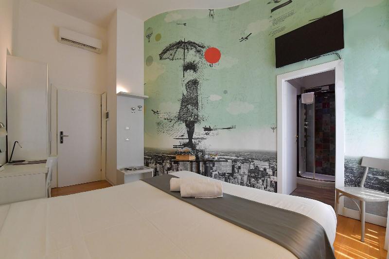 Suites Farnese Design Hotel - Oda