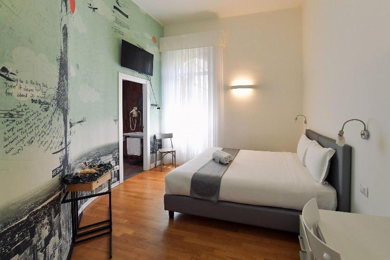 Suites Farnese Design Hotel - Oda