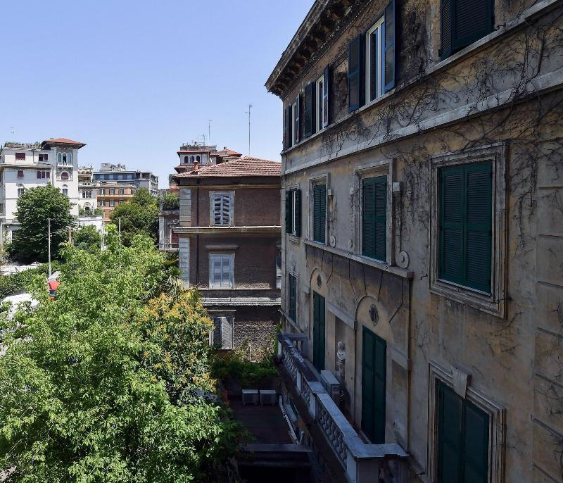 Suites Farnese Design Hotel - Oda
