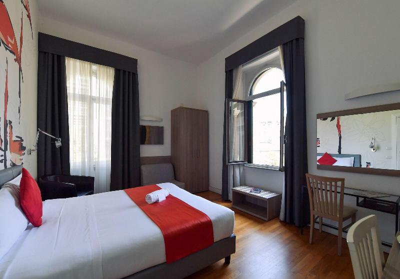 Suites Farnese Design Hotel - Oda
