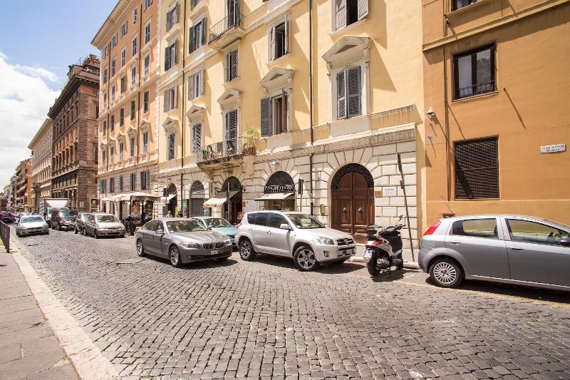 Mosaic Central Rome - Genel