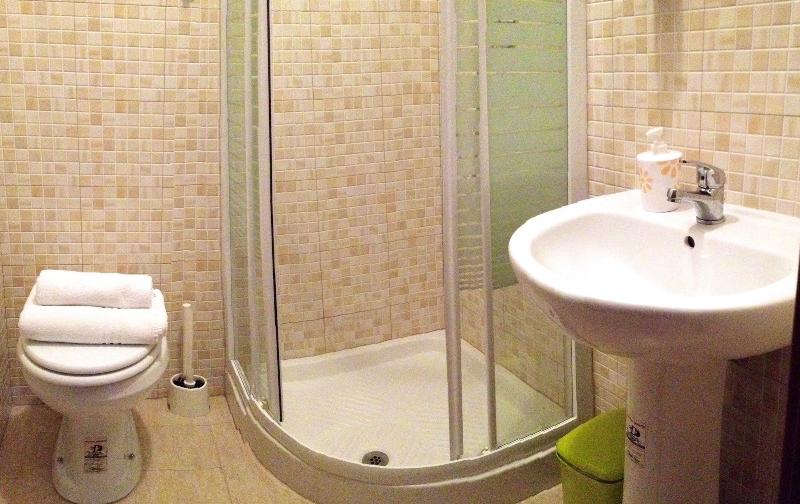 Meltin Rome Guesthouse - Oda
