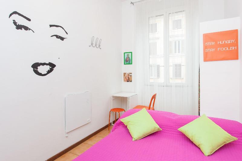 Meltin Rome Guesthouse - Oda