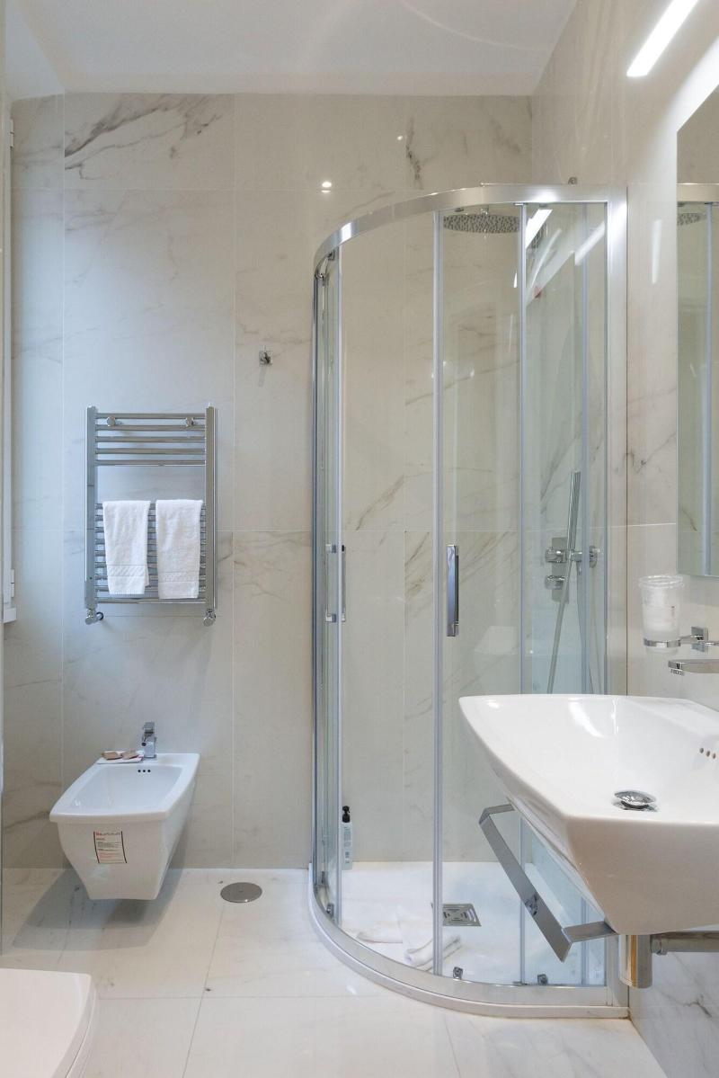 Floris Hotel - Oda