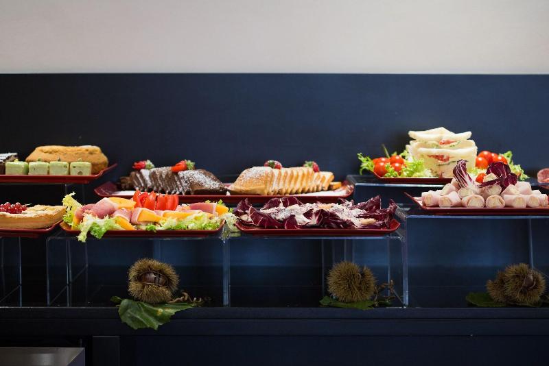 Floris Hotel - Restoran
