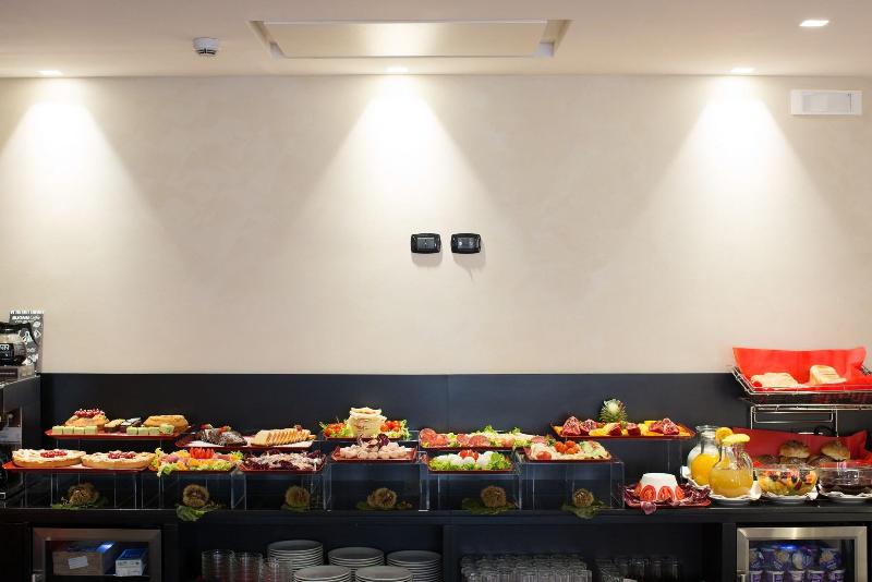 Floris Hotel - Restoran
