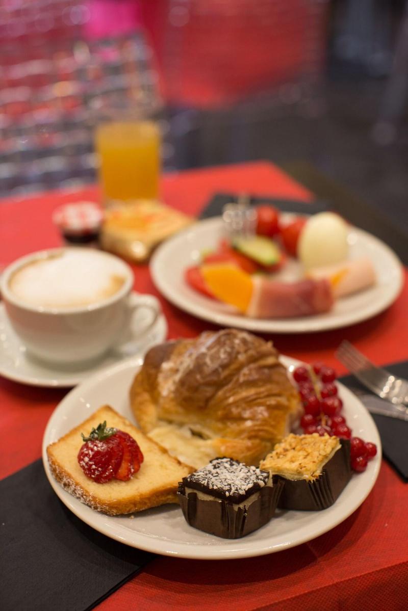 Floris Hotel - Restoran