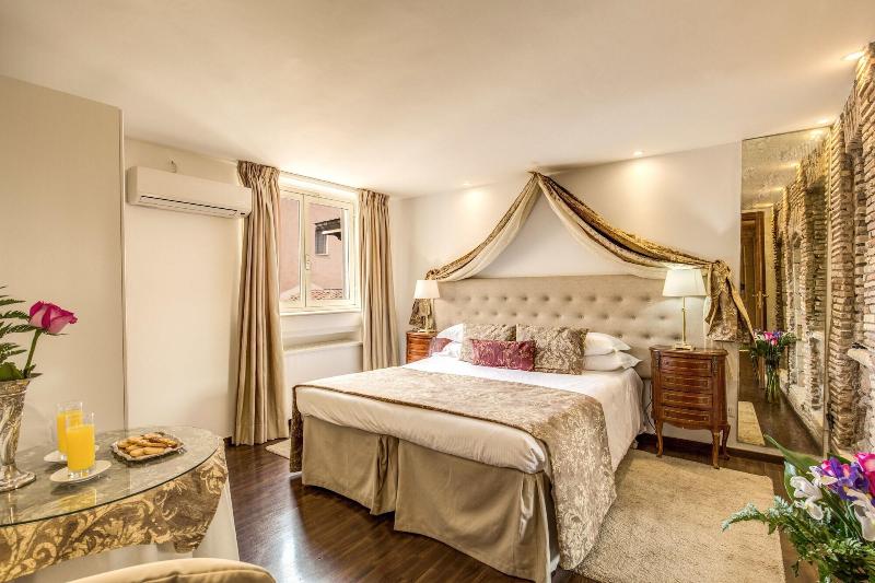 Pantheonview Luxury Suites - Oda