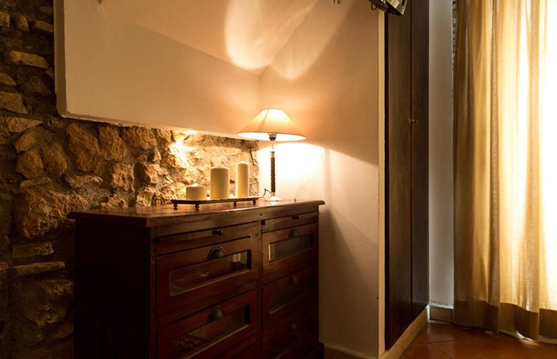 Pantheonview Luxury Suites - Oda