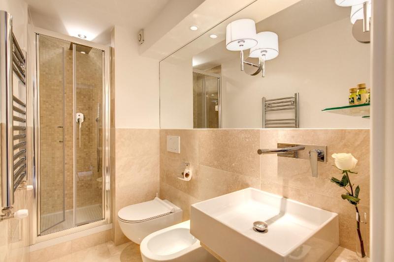Pantheonview Luxury Suites - Oda