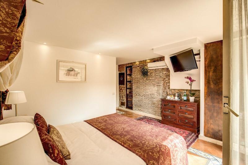 Pantheonview Luxury Suites - Oda