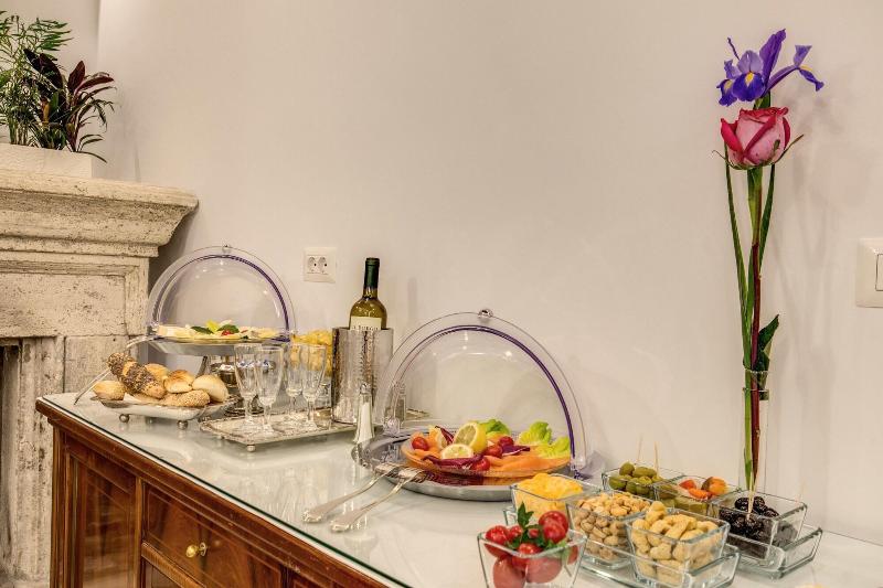 Pantheonview Luxury Suites - Restoran