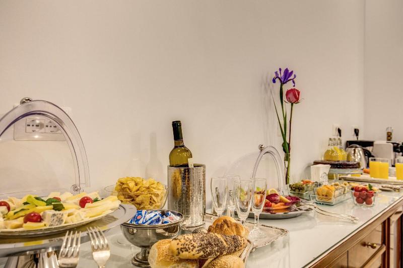 Pantheonview Luxury Suites - Restoran