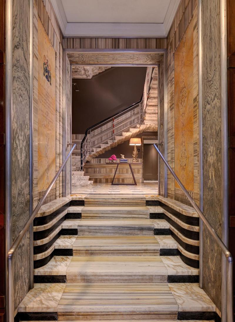 Singer Palace Hotel - Lobi