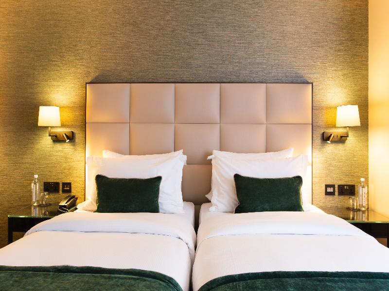 The Rathbone - Oda