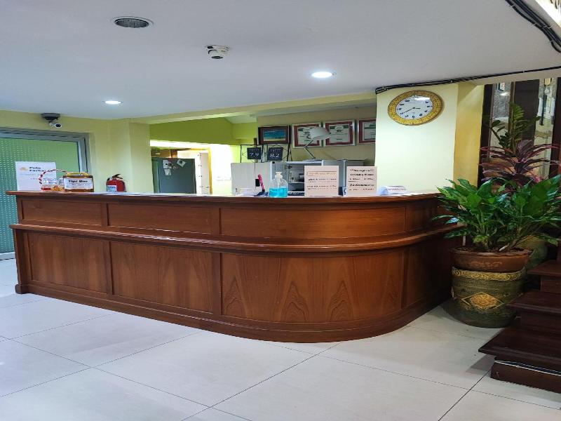 Sunflower Place - Lobi