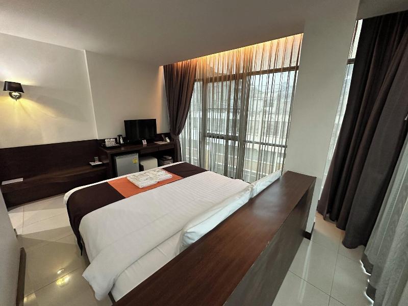 Collection O The Bangkok Airport Link Suite - Oda