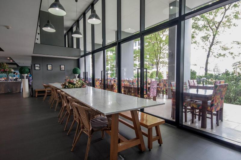 Ny City Resort And Spa - Restoran