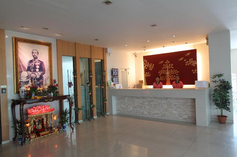 The Royal Bee Apart Hotel - Lobi