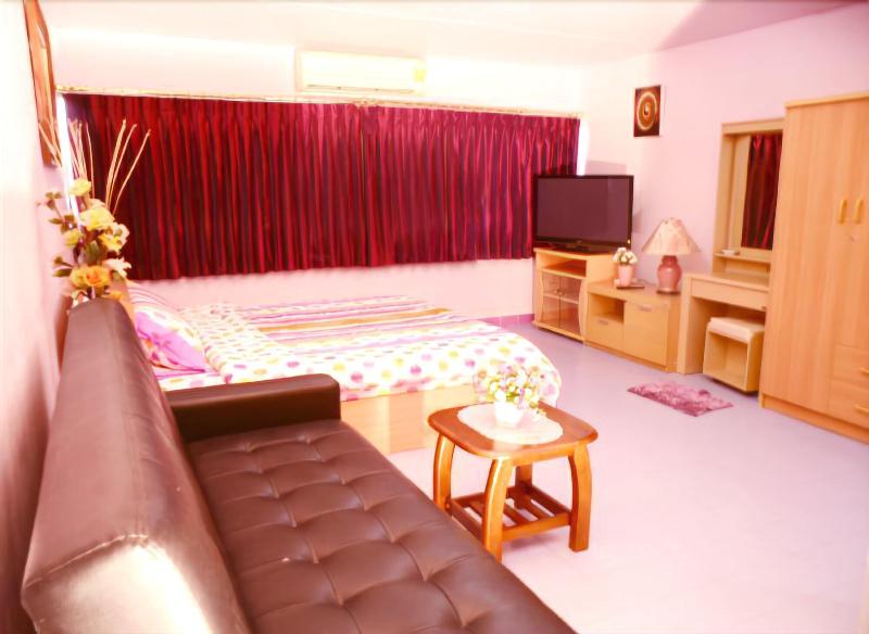 Donmuang Impact Condo Service - Oda